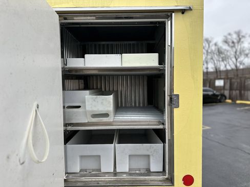 Used 2019 Ford E-450 and Econoline 450 Super Duty w/ Power Windows & Locks Group image 23