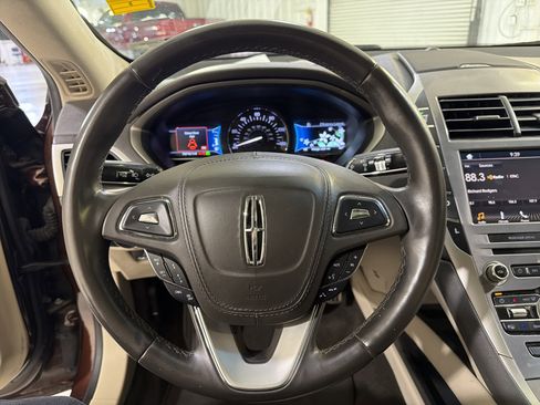 Used 2019 Lincoln MKZ Reserve w/ Reserve Plus Package FWD image 15