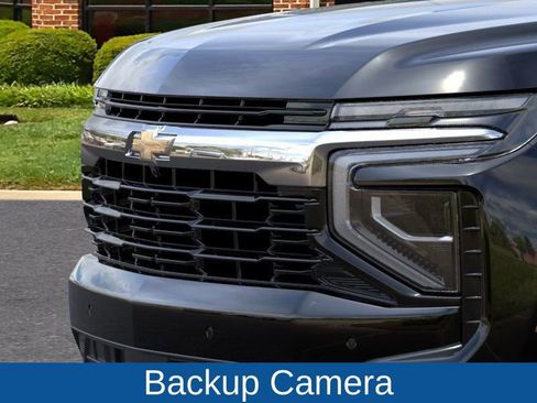 New 2026 Chevrolet Suburban LS image 13