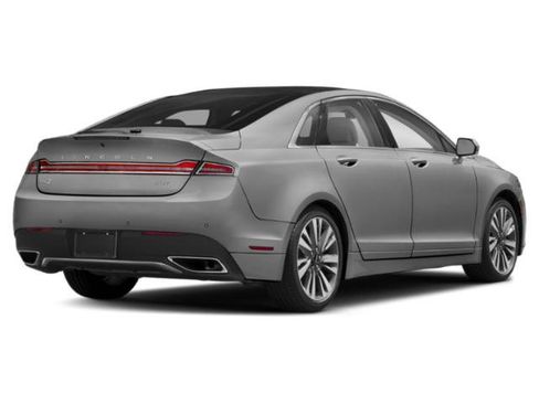 Used 2018 Lincoln MKZ Premiere FWD image 2