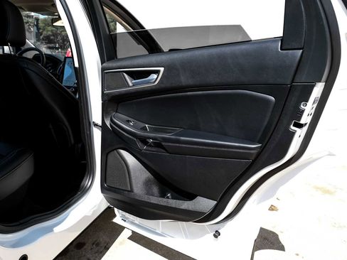 Used 2024 Ford Edge SEL w/ Convenience Package image 46