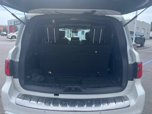 Used 2023 INFINITI QX80 Sensory w/ Cargo Package AWD/4WD image 9