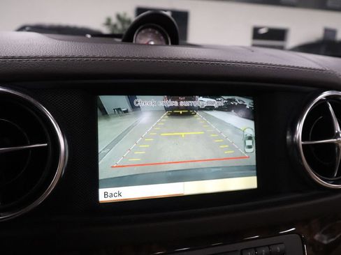 Used 2013 Mercedes-Benz SL 550 image 34