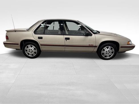 Used 1994 Chevrolet Lumina Euro FWD image 11