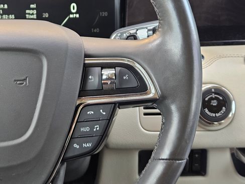 Used 2019 Lincoln Navigator Reserve image 29
