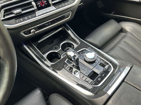 Used 2020 BMW X7 xDrive40i w/ M Sport Package AWD/4WD image 18