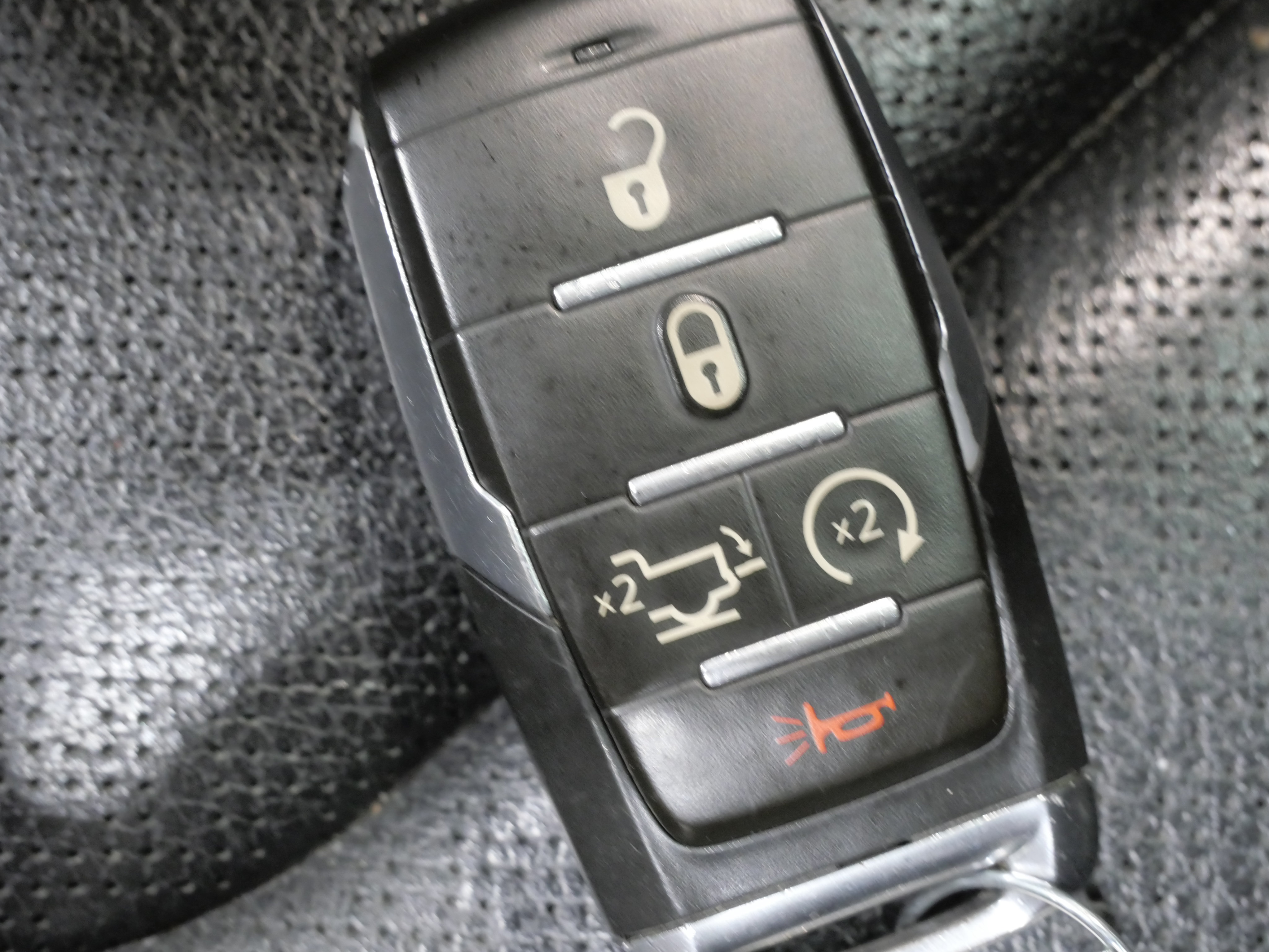 Used 2023 RAM 1500 Laramie AWD/4WD image 25