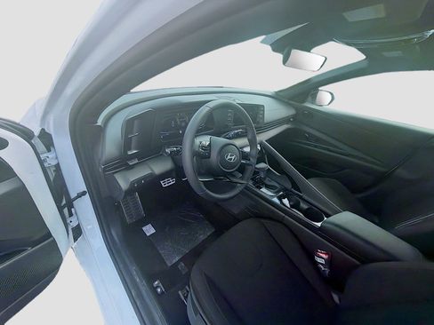 New 2026 Hyundai Elantra SEL Sport Premium FWD image 7