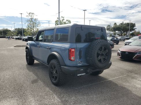 Used 2024 Ford Bronco Black Diamond image 3