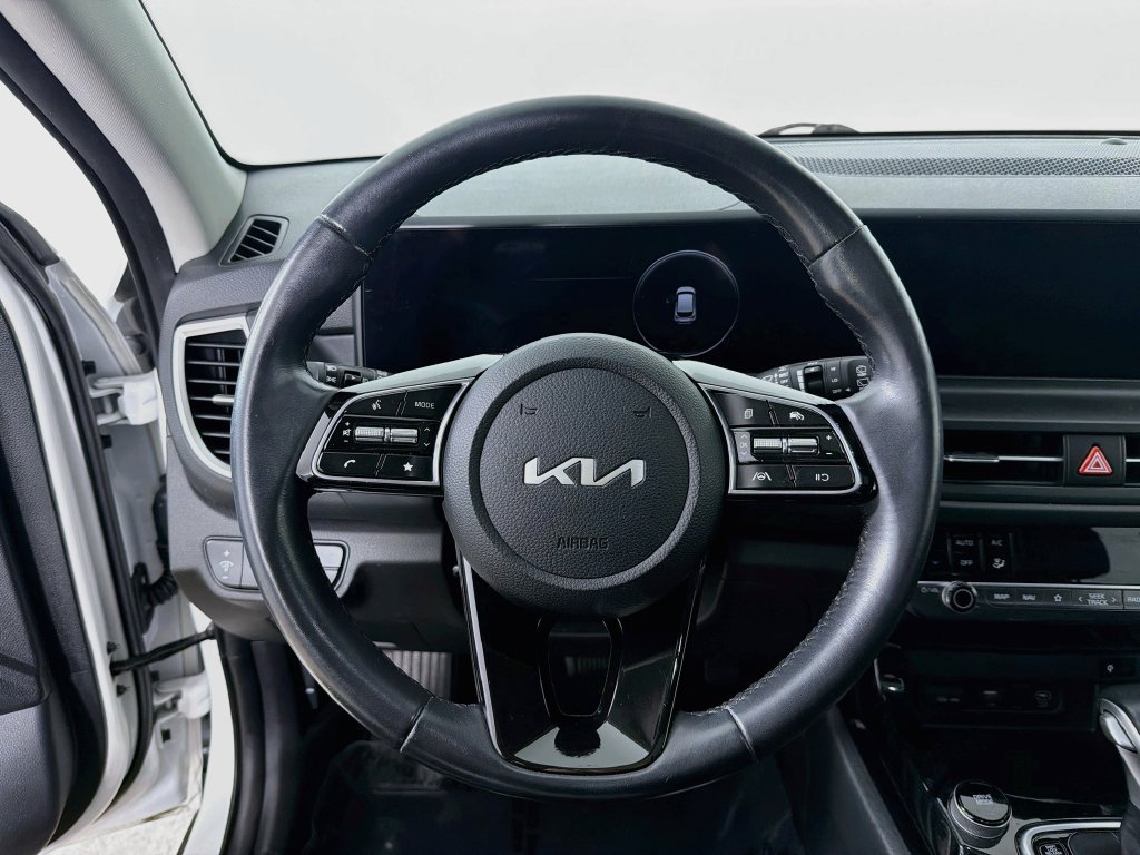 Certified 2024 Kia Seltos EX AWD/4WD image 11