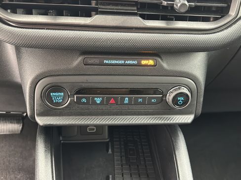 Used 2025 Ford Bronco Sport Outer Banks w/ Outer Banks Tech Package+ AWD/4WD image 17
