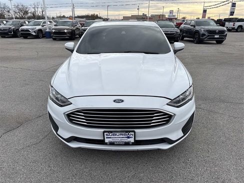 Used 2020 Ford Fusion SE image 8