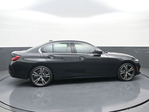 Used 2024 BMW 330i xDrive 330i xDrive w/ Premium Package image 8