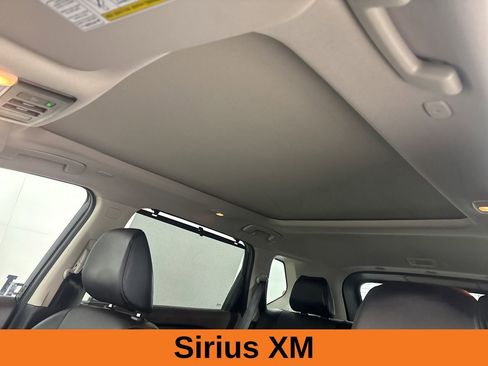Used 2023 Nissan Rogue SV w/ SV Premium B Package FWD image 11