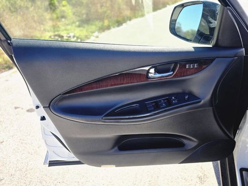 Used 2017 INFINITI QX50 2WD w/ Premium Plus Package image 26