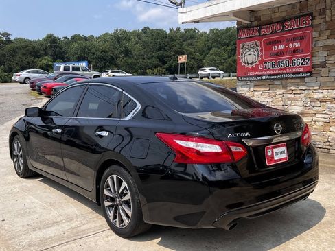 Used 2017 Nissan Altima 2.5 SV FWD image 4