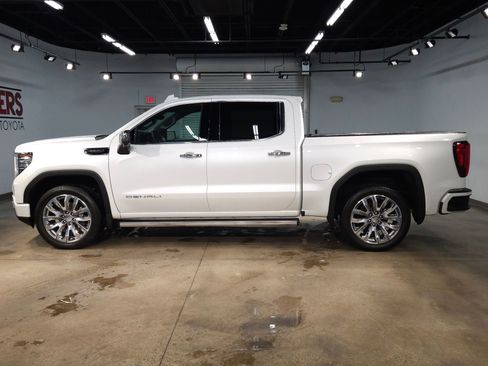 Used 2024 GMC Sierra 1500 Denali w/ Denali Reserve Package image 4