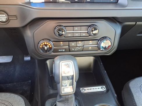 New 2025 Ford Bronco 2-Door AWD/4WD image 17