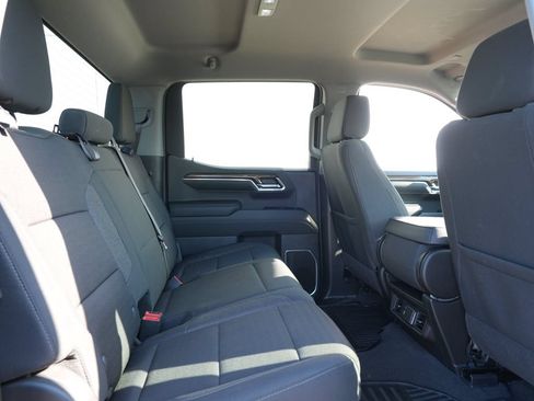 Used 2024 Chevrolet Silverado 1500 LT AWD/4WD image 27