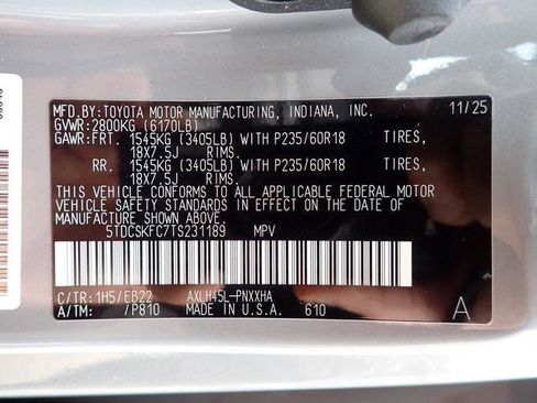 Certified 2026 Toyota Sienna XLE Woodland Edition image 22