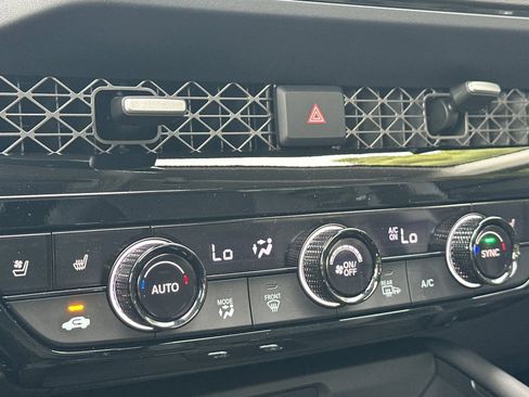 Used 2025 Honda Accord Touring image 24