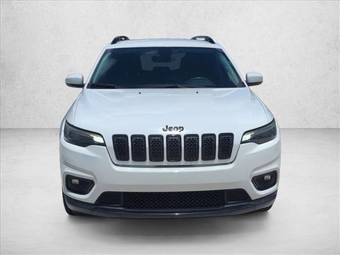 Used 2020 Jeep Cherokee Latitude Plus FWD image 2