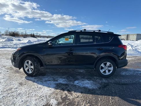 Used 2013 Toyota RAV4 XLE image 6