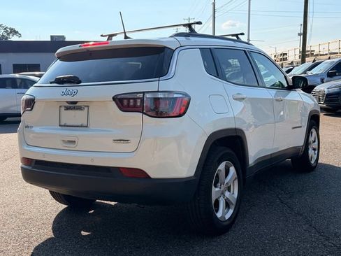 Used 2019 Jeep Compass Latitude w/ Safety & Security Group FWD image 5