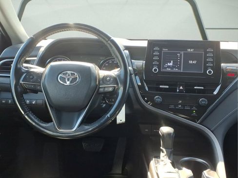 Used 2022 Toyota Camry SE AWD/4WD image 10