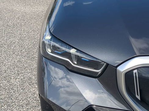 Used 2024 BMW 540i xDrive image 10
