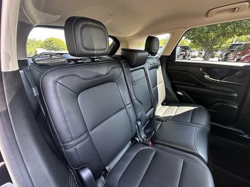 Certified 2024 Lincoln Corsair AWD w/ Equipment Group 101A image 38