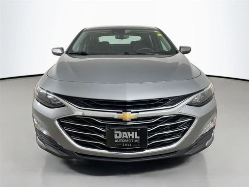 Used 2024 Chevrolet Malibu LT FWD image 3