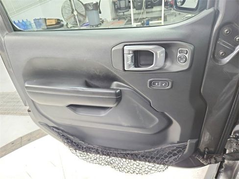 Used 2020 Jeep Gladiator Sport w/ Quick Order Package 24S image 31