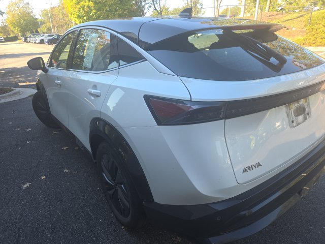 Used 2023 Nissan Ariya FWD image 3