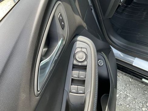 New 2026 Buick Encore GX Sport Touring w/ Advanced Technology Package FWD image 5