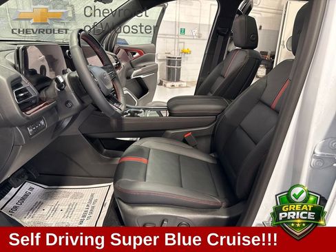 New 2026 Chevrolet Traverse RS w/ LPO, Floor Liner Package AWD/4WD image 23