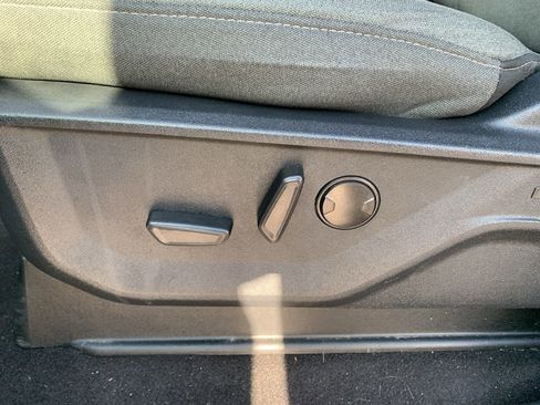 Used 2023 Ford F150 XLT w/ Equipment Group 302A High image 20