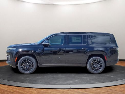 New 2026 Jeep Grand Wagoneer Summit AWD/4WD image 12