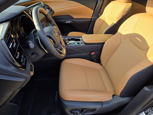 New 2026 Lexus RX 450h AWD image 6