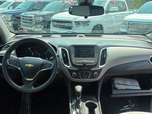 Used 2022 Chevrolet Equinox LT FWD image 26