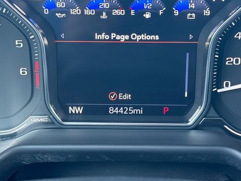 Used 2021 GMC Yukon XL AT4 w/ AT4 Premium Plus Package image 16