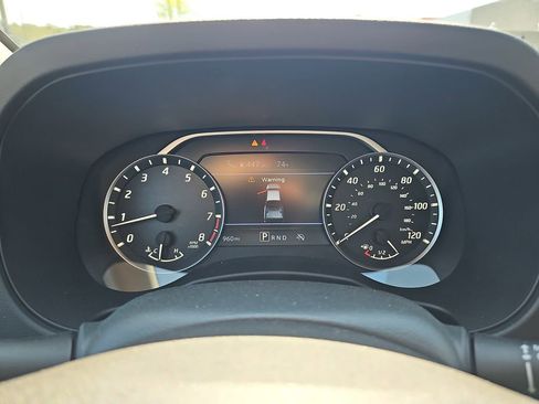 Used 2025 Nissan Frontier SV RWD image 23