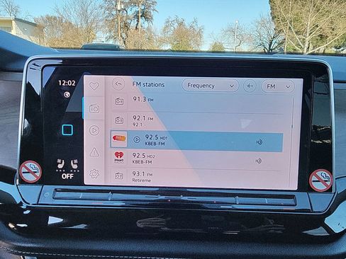 Used 2024 Volkswagen Atlas SE image 12