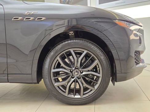 Certified 2024 Maserati Levante GT Ultima AWD/4WD image 8