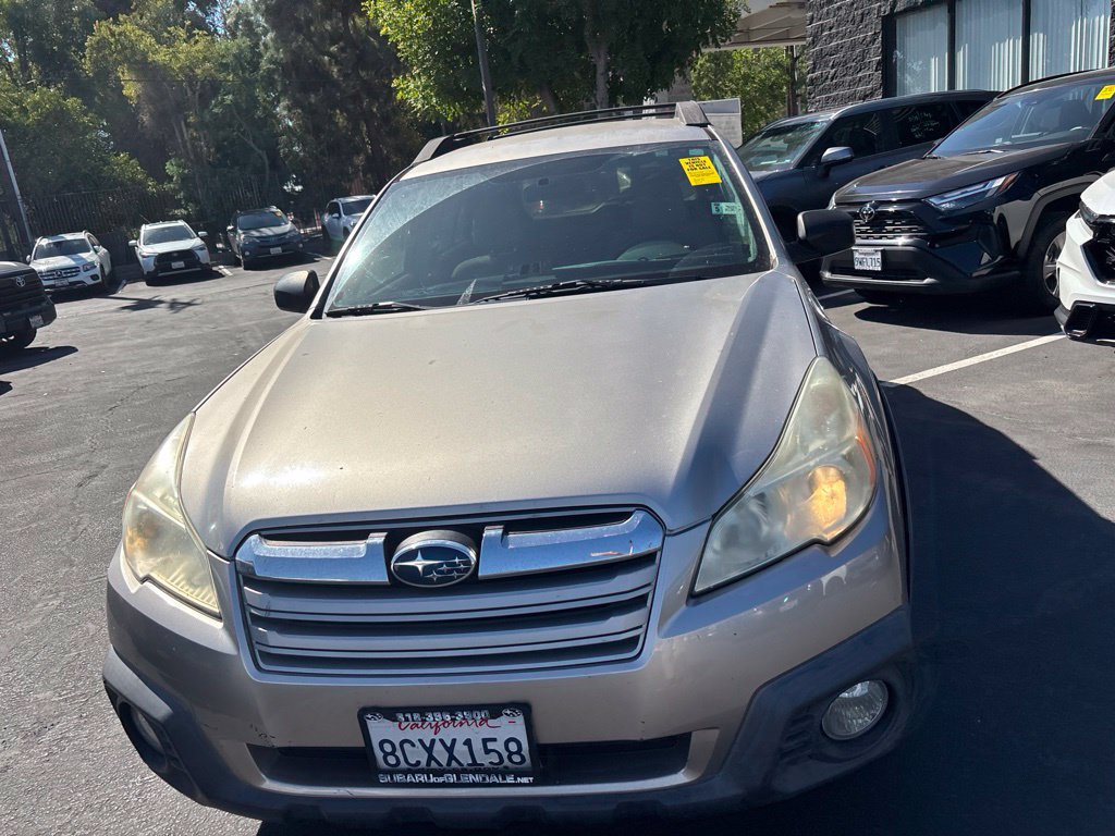 Used 2014 Subaru Outback 2.5i w/ Popular Package #2 AWD/4WD image 9