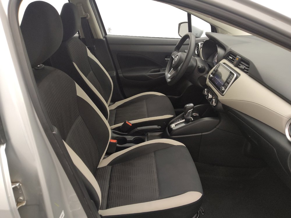 Used 2021 Nissan Versa SV FWD image 21