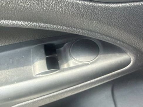 Used 2016 Ford Transit Connect XL FWD image 32