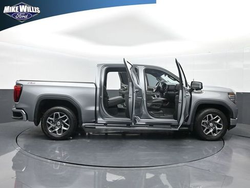 Used 2023 GMC Sierra 1500 SLT w/ SLT Premium Package image 27