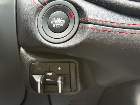 Used 2025 Dodge Durango R/T AWD/4WD image 23