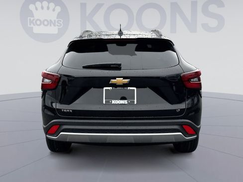 New 2026 Chevrolet Trax LT w/ Driver Confidence Package image 4